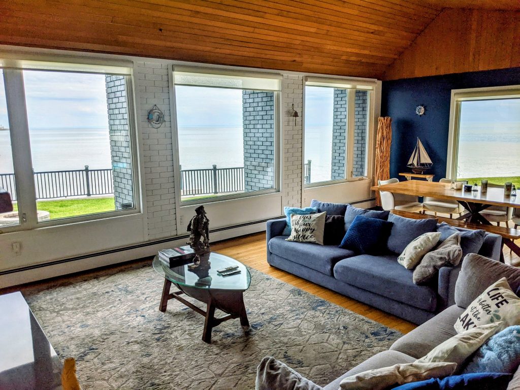 Gorgeous view of Lake Erie, from the livingroom of a AirBnB Top Host.